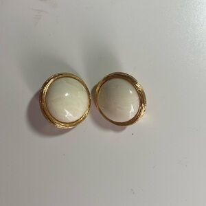 Liz Claiborne vintage clip earrings